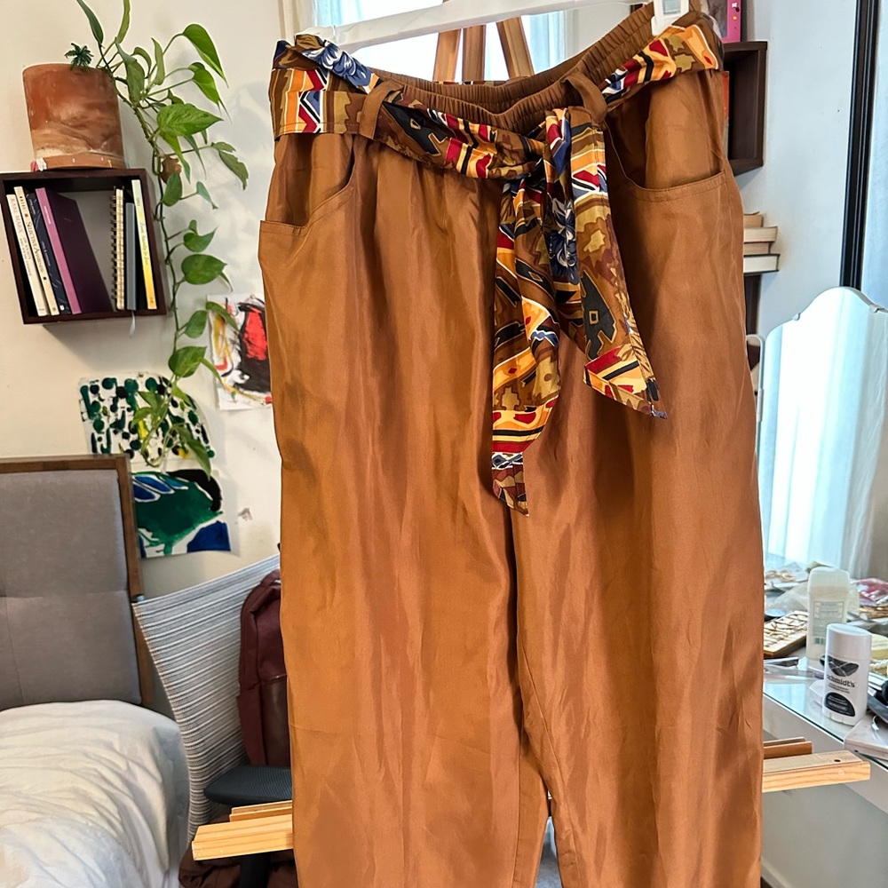 Petite Sophisticate 100% silk relaxed pant